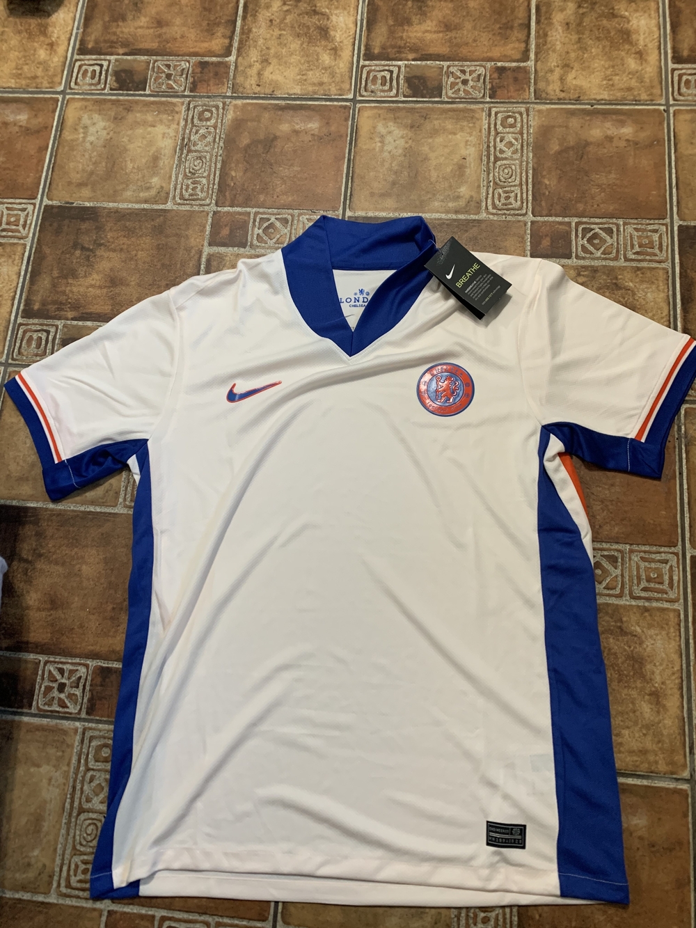 Nike Chelsea 2023/24 Jersey Size M